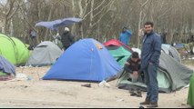 Migrants, refugees remain stranded in Calais amid COVID-19 crisis