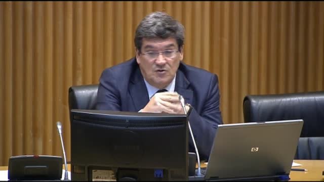 Escrivá: En 22 días se han destruido aproximadamente 900.000 puestos de trabajo