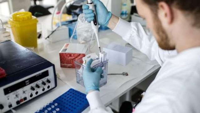 İki İngiliz ilaç devi koronavirüs aşısı için güçlerini birleştirdi