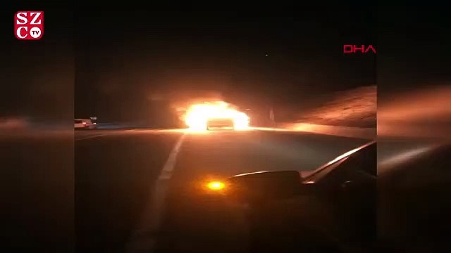 Yer: İstanbul... Otomobil alev topuna döndü