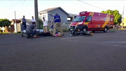 下载视频: Ciclista fica ferida após se envolver em colisão com carro na marginal da PRc-467