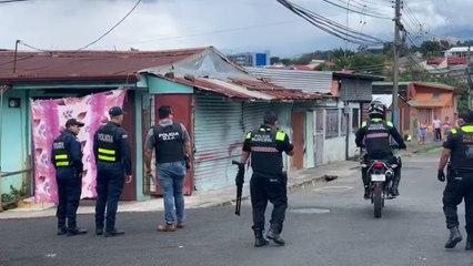 ext-hombre-atrincherado-150420