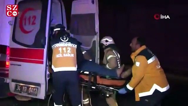 TEM’de otomobil bariyerlere ok gibi saplandı: 2’si ağır 3 yaralı