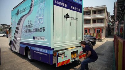 Piano Van: lecciones de música sobre ruedas en Hong Kong durante el confinamiento