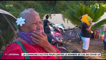 remise de bons alimentaires à la mairie de Punaauia