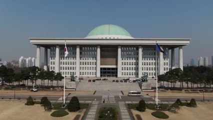 [앵커리포트] 180석 '공룡정당'의 탄생...1987년 민주화 이후 최대 승리 / YTN