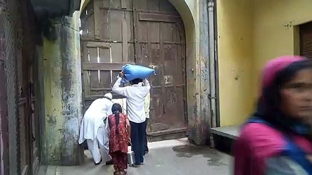 कैराना: हॉटस्पॉट सीलिंग एरिए का बना मज़ाक, पुलिस प्रशासन का नहीं है ध्यान