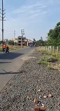 इंदौरः लॉकडाउन का उल्लंघन करने वालों को पुलिस ने पहुंचाया थाने