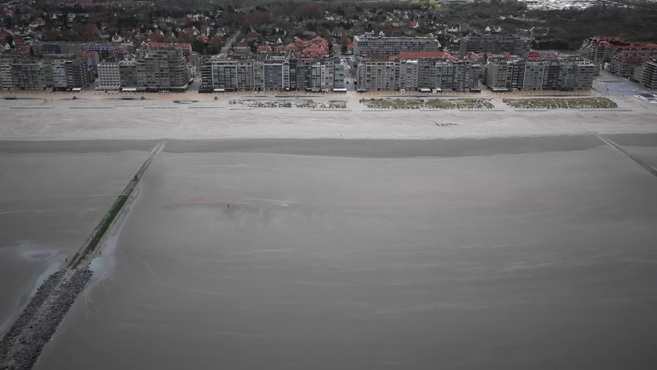 Coronavirus: les plages belges désertes   Les plages belges désertes à cause du coronavirus