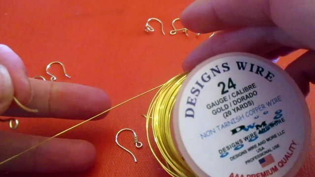 Como Hacer un Gancho o Argolla de Arete con Adorno de Alambre