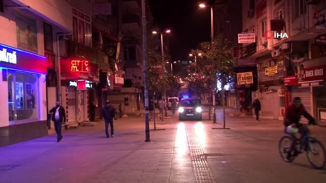 Sokağa çıkma kısıtlamasının ardından Şirinevleliler sokağa döküldü