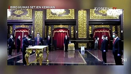 Begini Gaya Prabowo Lantik Rektor UNHAN Dengan Protokol Kesehatan