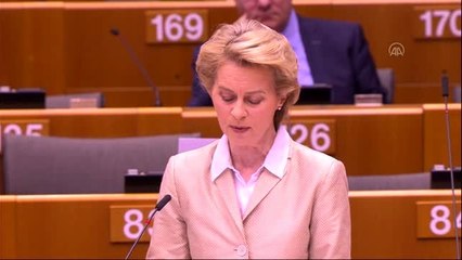 AB Komisyonu Başkanı'ndan "İtalya'ya yardım etmedik" itirafı