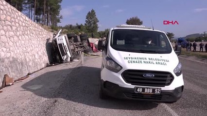 MUĞLA Devrilen kamyonun şoförü öldü