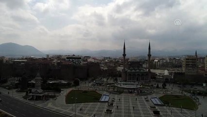 Yurt genelinde "Evde kal" çağrısına bugün de büyük oranda uyuluyor