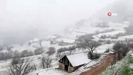 Nisan ayının ortasında Gümüşhane'ye kar sürprizi