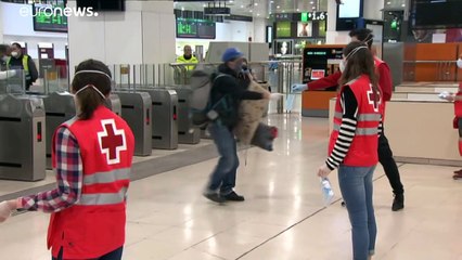 España registra un nuevo ligero aumento en el número de muertes por coronavirus con 551