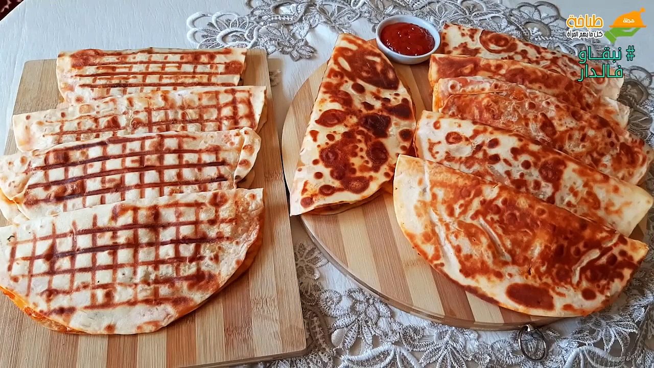 -Stuffed pies بكأسين ونصف دقيق وبدون بيض ‼ حضري 10 فطائر في المقلاة بحشوة تهبببل سهلة فالتحضير للمائدة الرمضانيةاكلتك عندنا