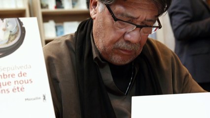 Morre de Covid-19 o escritor chileno Luis Sepúlveda