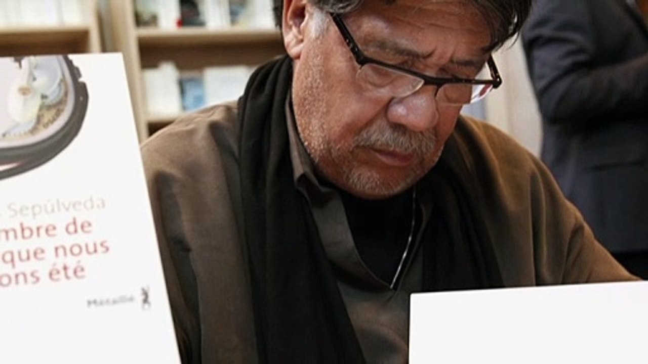 Morre de Covid-19 o escritor chileno Luis Sepúlveda