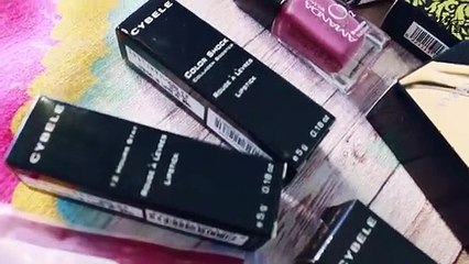 خبيرة الجمال هبة القيسي تستخدم منتجات مكياج مصرية وتخبرنا برأيها