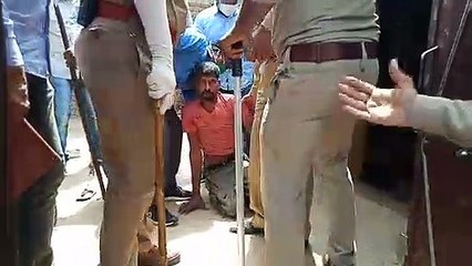 दिनदहाड़े हत्या करने वाला आरोपी को गिरफ्तार