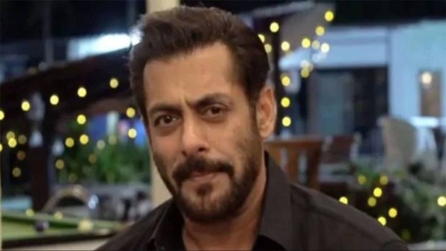 Salman Khan condemns attacks on doctors, police personnel