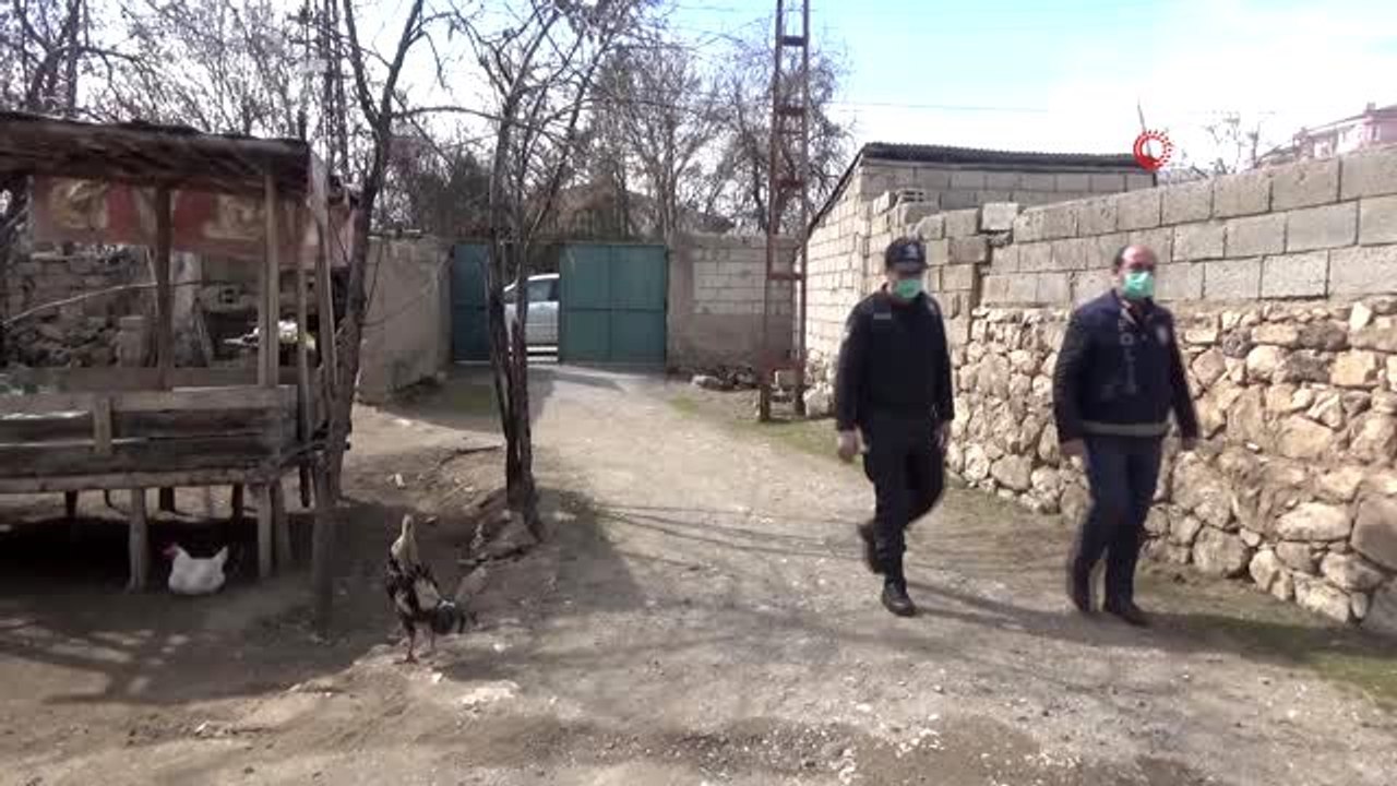 81 yaşındaki Musa dede 'Biz Bize Yeteriz Türkiyem' kampanyasına destek oldu