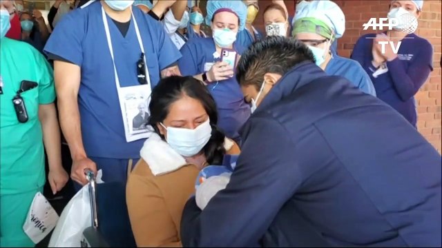 Coronavirus: Aus dem Koma erwacht hält eine Mutter zum ersten Mal ihr Kind