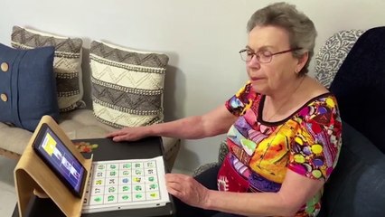 Adultos mayores vencen obstáculo de la tecnología por el coronavirus