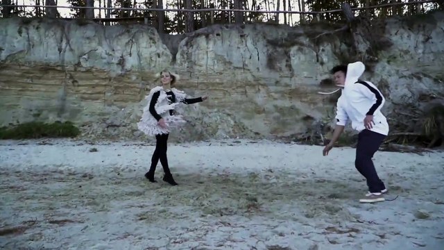 14)Musique. Confinement musique. Basse. Country & folk Calme. Green Forest. Riot