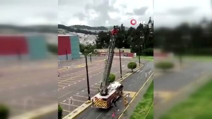 - Ekvador'da itfaiyeciden karantina konseri