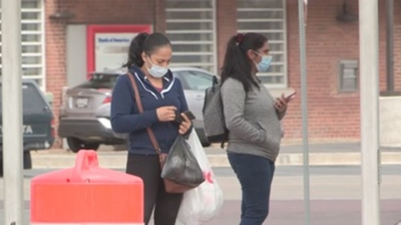 Más de 22 millones de solicitudes de subsidio por desempleo en EEUU en un mes