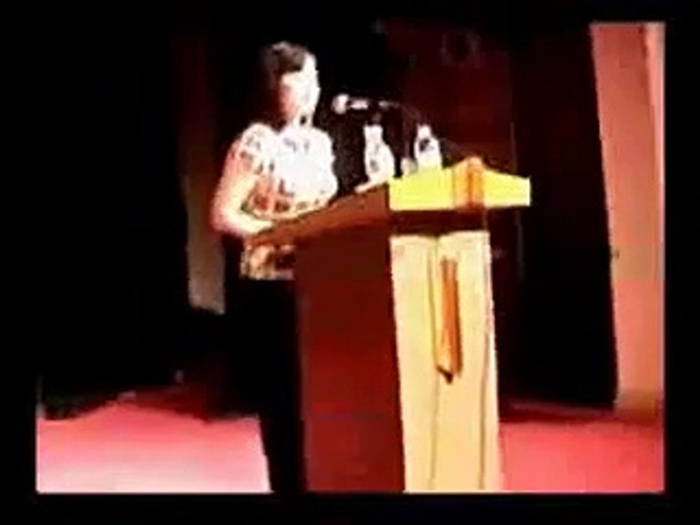 ⁣Video Nhà ngoại cảm Bích Hằng nói về ngoại cảm năm 2006