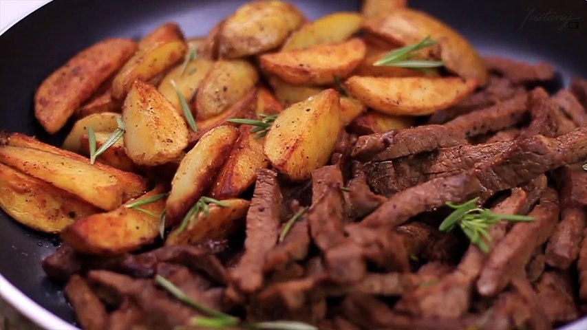 Delicious Steak & Potato Skillet Recipe - وصفة الستيك بشرائح البطاطس الشهية