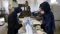 Equipe de Robótica de meninas em Herat constrói ventilador respiratório a partir de peças de automóveis