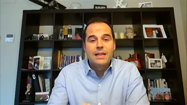 Aguado: En Madrid nada de aprobados generales y nada de pasar de curso con suspensos