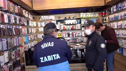 Sivas Belediyesi'nden maske dağıtımı