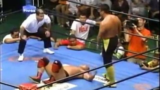 2003-9-6 Toshiaki Kawada vs Shinjiro Otani