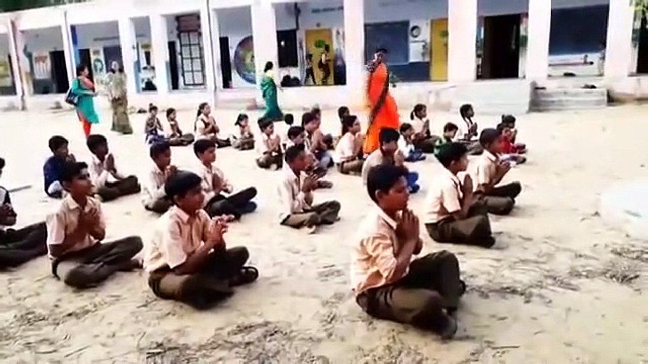 सर्दी से आठवीं तक के बच्चों की छुट्टी