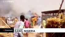 شاهد: حريق يتلف مخيما للنازحين في نيجيريا ويودي بحياة 14 شخصا