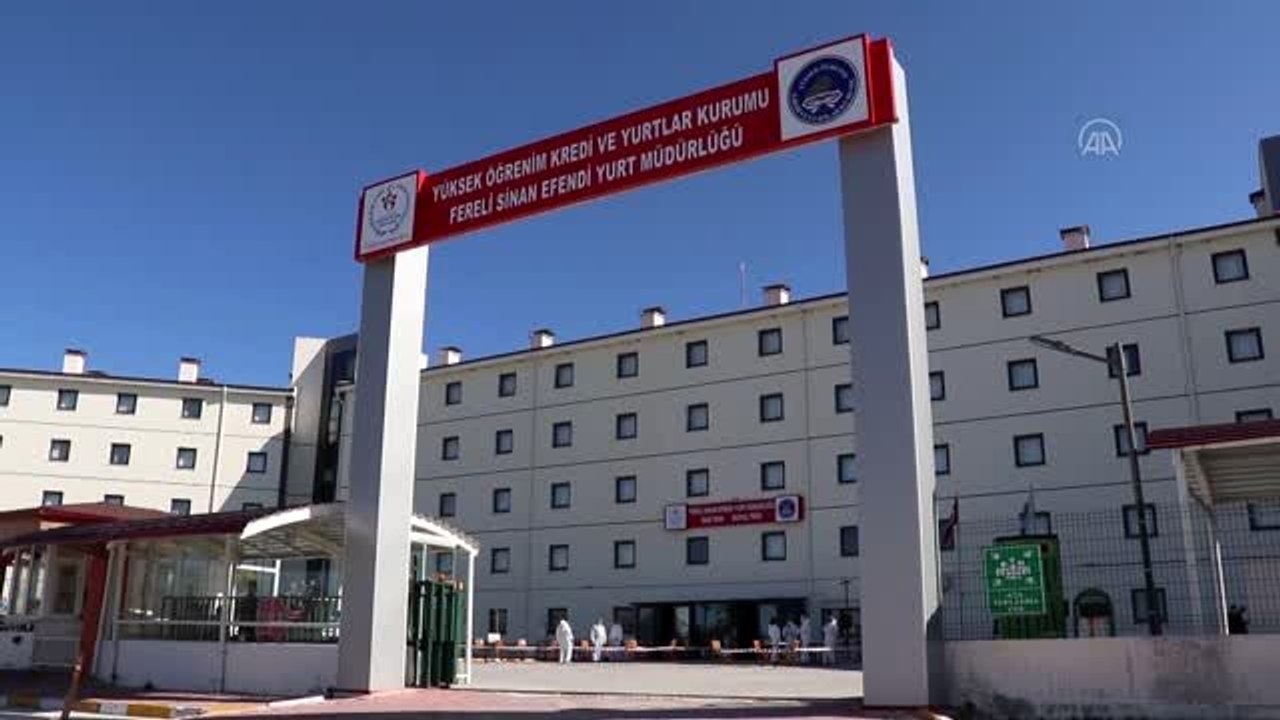 Kuveyt'ten getirilen 275 Türk yurtlara yerleştirildi