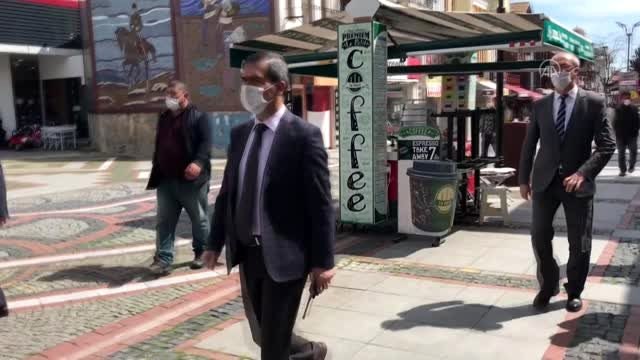 Trakya'da sokaktaki vatandaşlar koronavirüs tedbirlerine uymaları yönünde uyarıldı