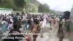 Thousands rush across Pakistan-Afghanistan border after officials lift Covid-19 restrictions