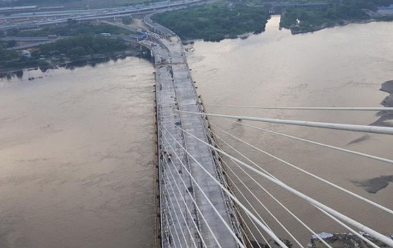 Arvind Kejriwal inaugurates 575-metre-long Signature Bridge by on Sunday