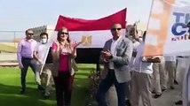 المصريون العائدون من أمريكا فى مرسى علم قبل مغادرتهم فندق الحجر بساعات