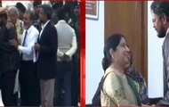 Sushma Swaraj meets Hamid Ansari who returns home after 6 yrs from Pak