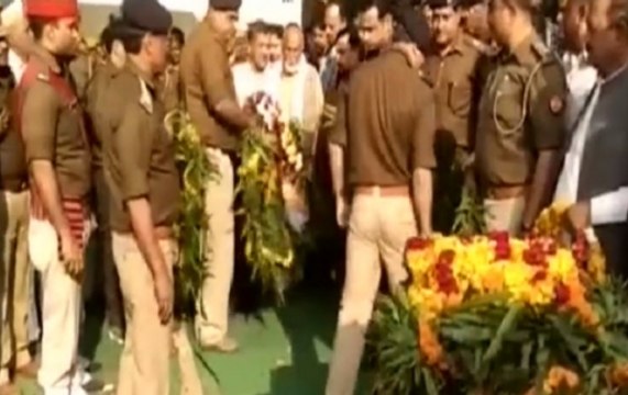 Bulandshahr Violence: Last rites of inspector Subodh Kumar Singh performed with full state honours