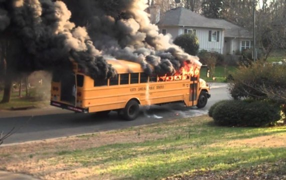 Himachal Pradesh: Arni University bus catches fire in Kangra