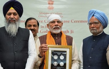 Commemorative coin released to mark birth anniversary of Guru Gobind Singh